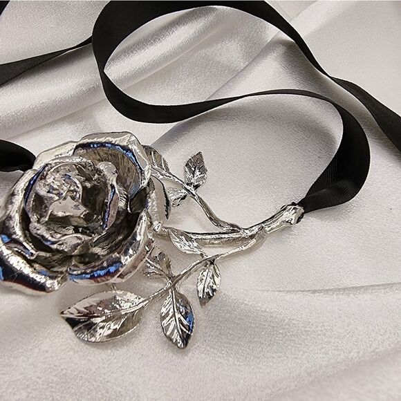 ZARA Maxi Rose satin corded silver adjustable necklace | NWOT - Picture 6 of 9